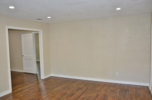 2725 Wayside Ave, Fort Worth TX  76110-2218 exterior