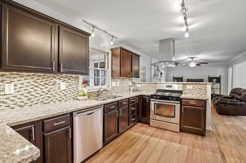 3764 Evans Rd, Atlanta GA  30340-4831 exterior