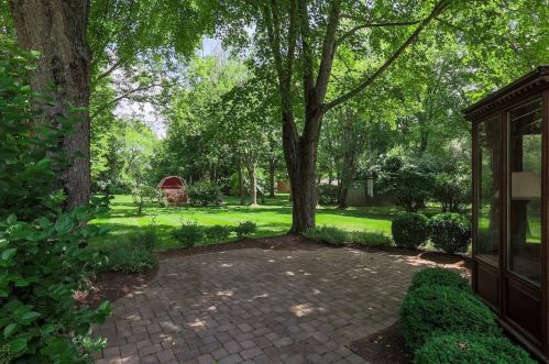 10760 Deerfield Rd, Cincinnati OH  45242-4215 exterior