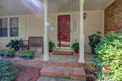 3395 Squire Ln, Conyers, GA 30094-3540