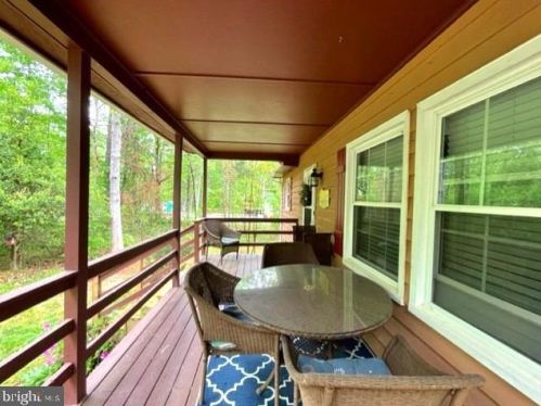 505 Pine Harbour Dr, Mineral, VA 23117-4664