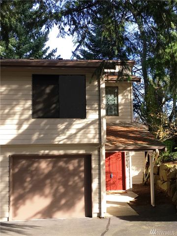 15134 Sunwood Blvd, Seattle, WA 98188-2446