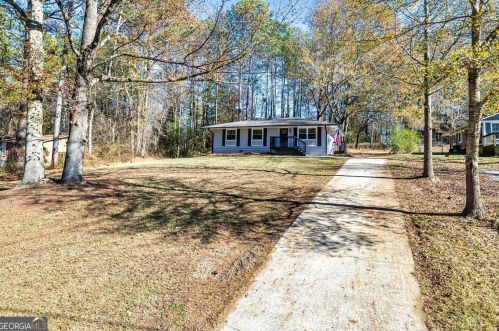 60 Eli Dr, Carrollton, GA 30117-9459