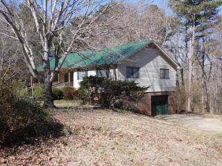 121 Covenant Way, Seneca SC  29672-0614 exterior