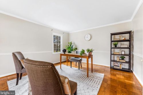 5006 Ten Mills Rd, Columbia MD 21044-1527 exterior