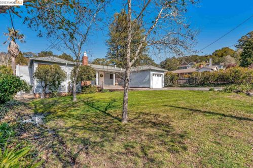 37 Manor Rd, San Rafael, CA 94904-1128