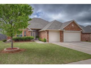 3216 Valley Holw, Norman, OK 73071-3682