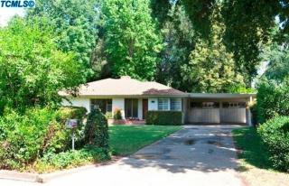 2302 Sunset Dr, Visalia, CA 93291-4502