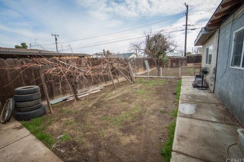 814 Vermont Ave, Los Banos CA 93635-3313 exterior