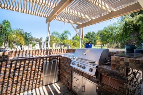 20139 Lake Canyon Dr, Walnut, CA 91789-3516