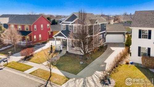 1227 Cres Dr, Fort Collins CO 80526-2917 exterior