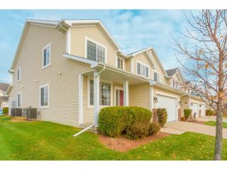 853 Sunset Ln, Waukee, IA 50263-8381
