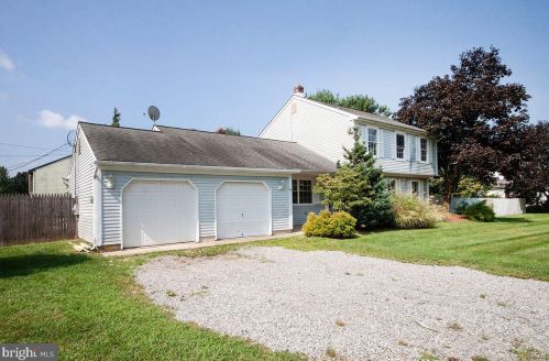 36 Pheasant Dr, Erial, NJ 08081-9391