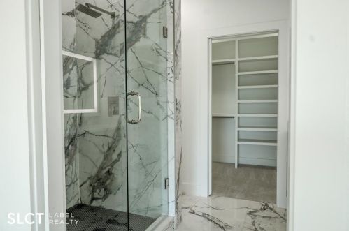 708 9th St, Dallas TX  75208-4901 exterior