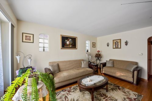 3024 Narragansett Ave, Chicago, IL 60634-4944