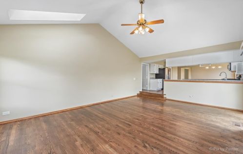 1210 Easton Dr, Carol Stream IL  60188-4817 exterior