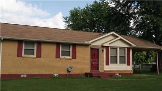 321 Meadow Ln, Portland, TN 37148-2210