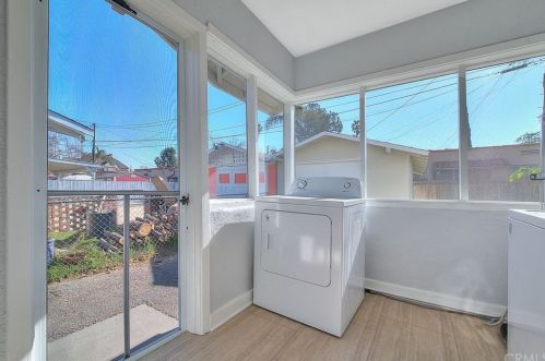 3160 Lime St, Riverside CA 92501-2930 exterior