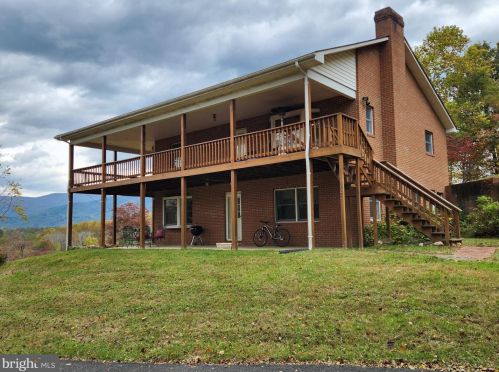 372 Tiger Valley Rd, Washington, VA 22747-1940
