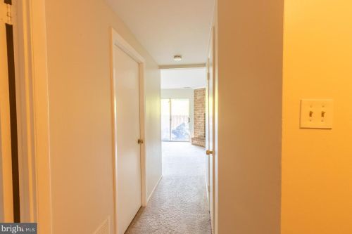 9719 Softwater Way, Columbia MD  21046-1820 exterior