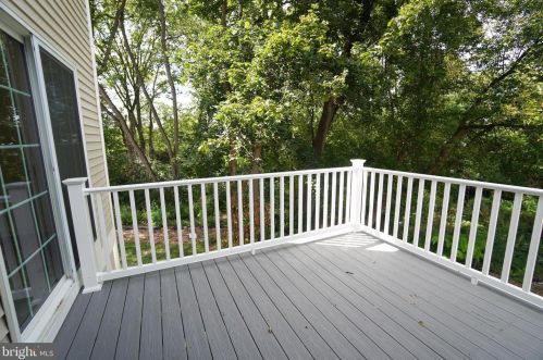 36 Parkview Dr, Carlisle PA  17013-2208 exterior