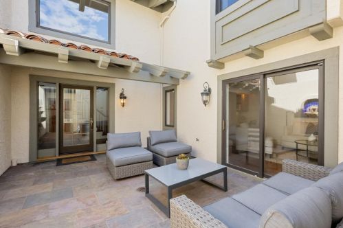 102 Sierra Linda, Los Gatos, CA 95032-1175