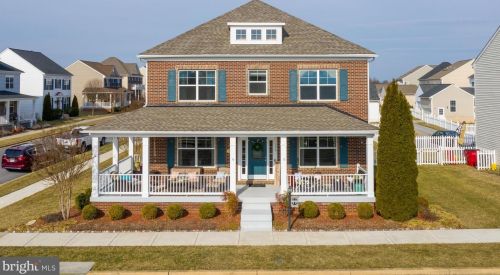 395 Lord Fairfax St, Charles Town WV 25414-2529 exterior