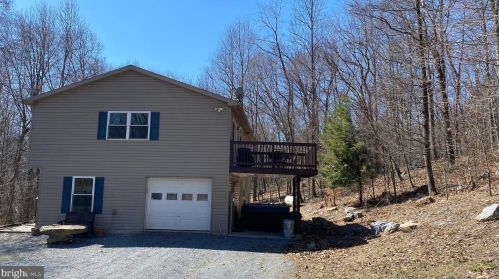 138 Fort Rd, New Schaefferstown, PA 19506-8469