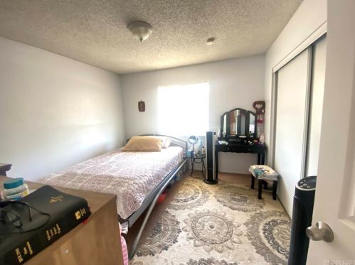 16264 Mossdale Ave, Lancaster CA  93535-7319 exterior