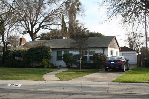 1254 Oxford Way, Stockton, CA 95204-3043