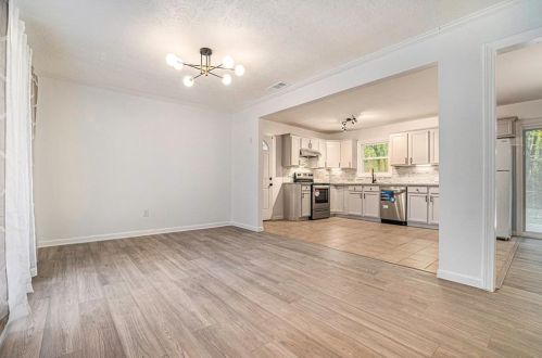 4776 Apache Trl, Atlanta GA  30331-7002 exterior