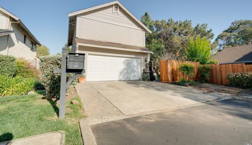427 Myrtle Ct, Benicia, CA 94510-1451