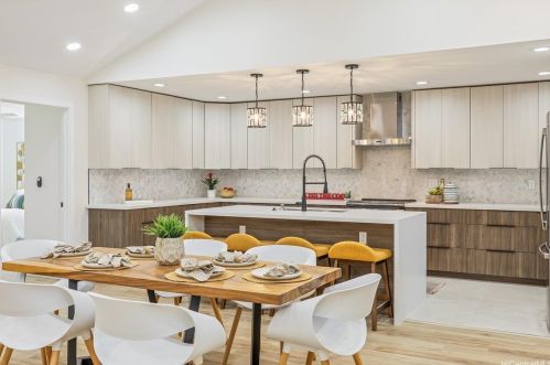 1029 Makaiwa St, Honolulu HI  96816-5403 exterior