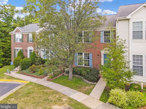 3655 La Harve Pl, Woodbridge, VA 22192-8406
