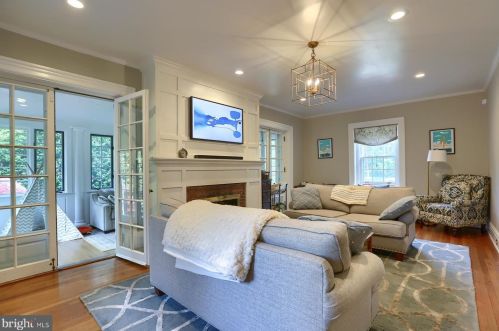 1130 Wheatland Ave, Lancaster PA  17603-2543 exterior
