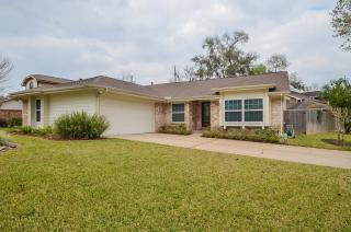 3331 Long Hollow Ct, Sugar Land TX  77479-2207 exterior