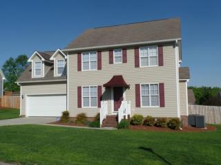405 Sterling Ridge Dr, High Point, NC 27263-3192