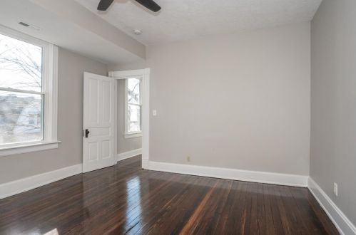 4616 Edgewood Ave, Cincinnati OH  45232-1806 exterior
