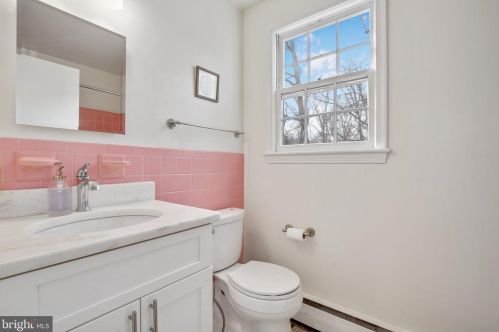 900 Balmoral Dr, Silver Spring MD  20903-1301 exterior