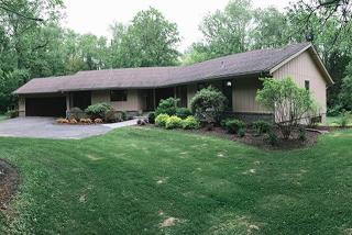5933 Tipple Rd, Rockford, IL 61102-4439