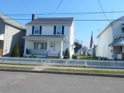 126 Welles St, West Nanticoke PA  18634-4318 exterior