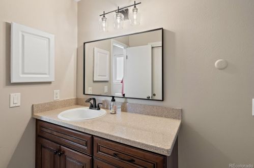 3256 Geneva St, Denver CO  80238-3346 exterior