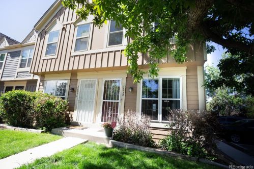 2204 Jasper Way, Denver CO  80013-1150 exterior