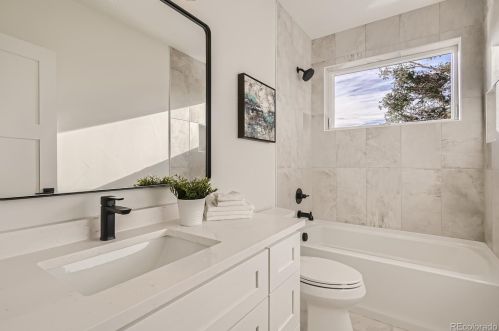 2912 Sherman St, Englewood CO  80113-1678 exterior