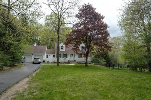 60 Sharpe St, West Greenwich, RI 02817-2100