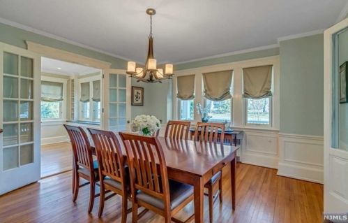 234 Sunset Ave, Ridgewood, NJ 07450-2421
