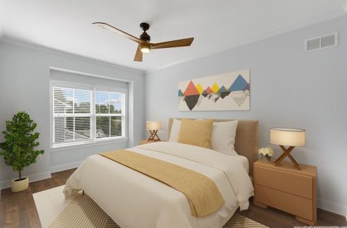 304 Carlyle Park Dr, Atlanta, GA 30307-2886