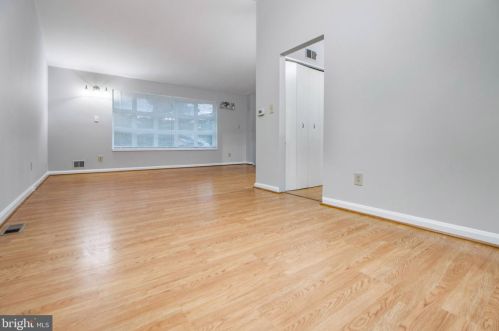 10911 Breewood Ct, Silver Spring MD 20901-1006 exterior