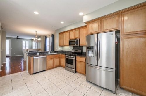 15 Tall Oak, Irvine CA  92603-4213 exterior