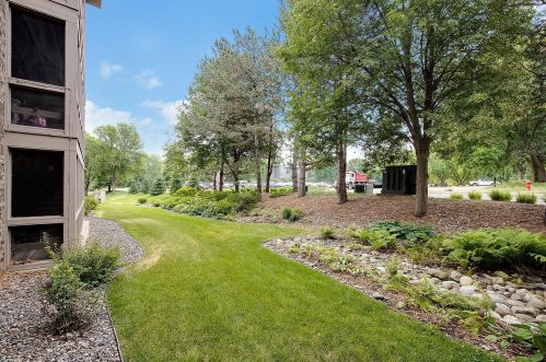 3801 98th St, Minneapolis MN  55431-2774 exterior